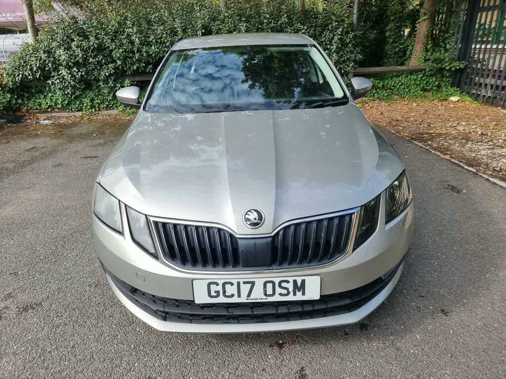 Skoda Octavia Se Beige #2