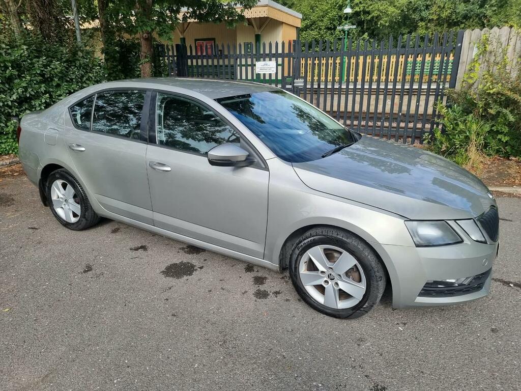 Skoda Octavia Se Beige #5