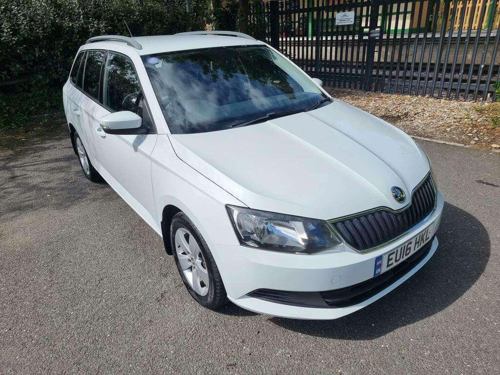 Skoda Fabia Se White