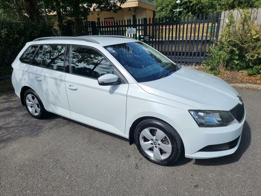 Skoda Fabia Se White #2