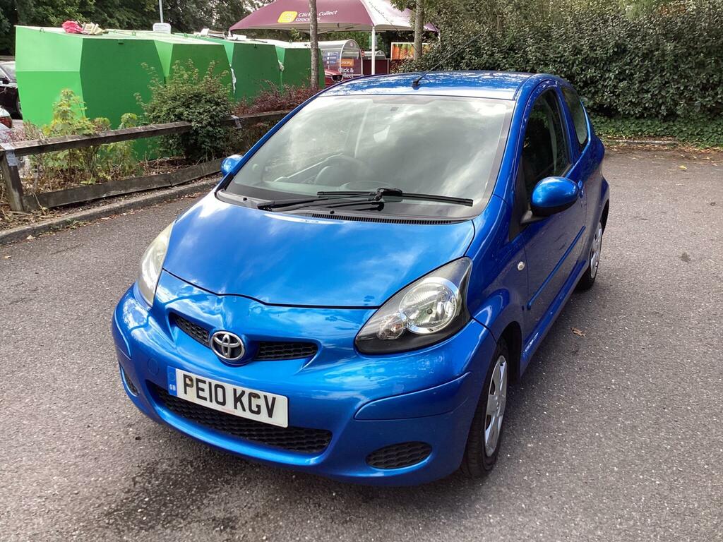 Toyota Aygo Hatchback Blue #9