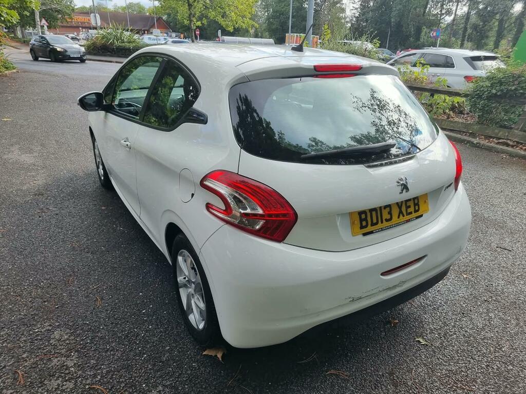 Peugeot 208 1.0 Vti Active Euro 5 White #4
