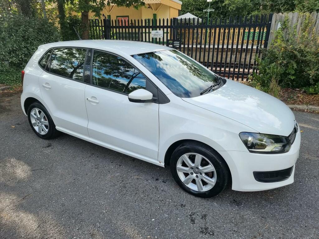 Volkswagen Polo Se White #5