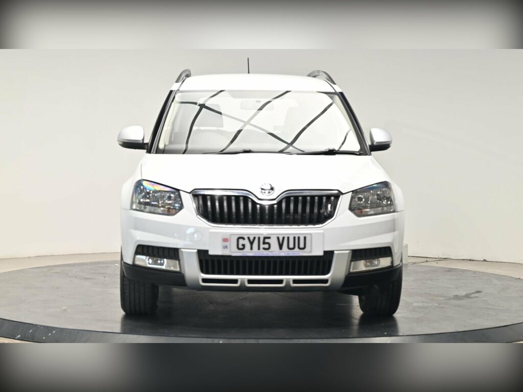 Skoda Yeti 1.2 Tsi S Outdoor Dsg Euro 5 White #2