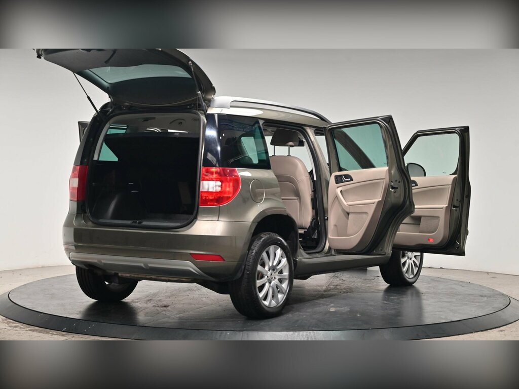 Skoda Yeti Elegance Blue #38