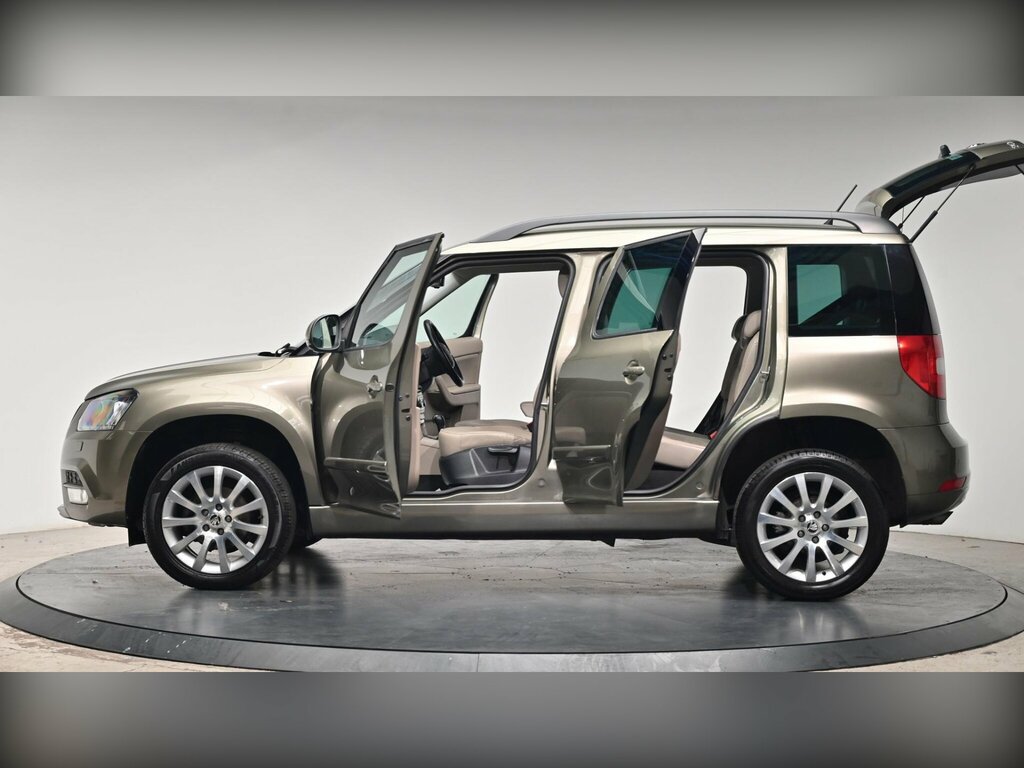 Skoda Yeti Elegance Blue #32