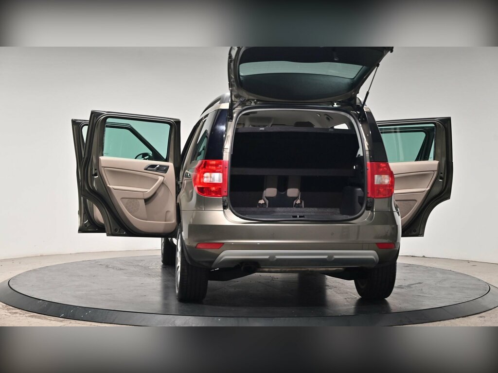 Skoda Yeti Elegance Blue #36