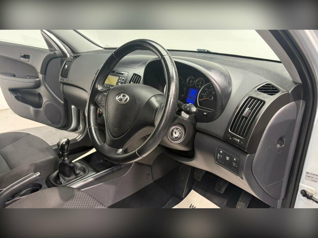 Hyundai I30 Hatchback Blue #43