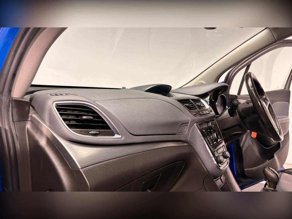 Vauxhall Mokka  White #53