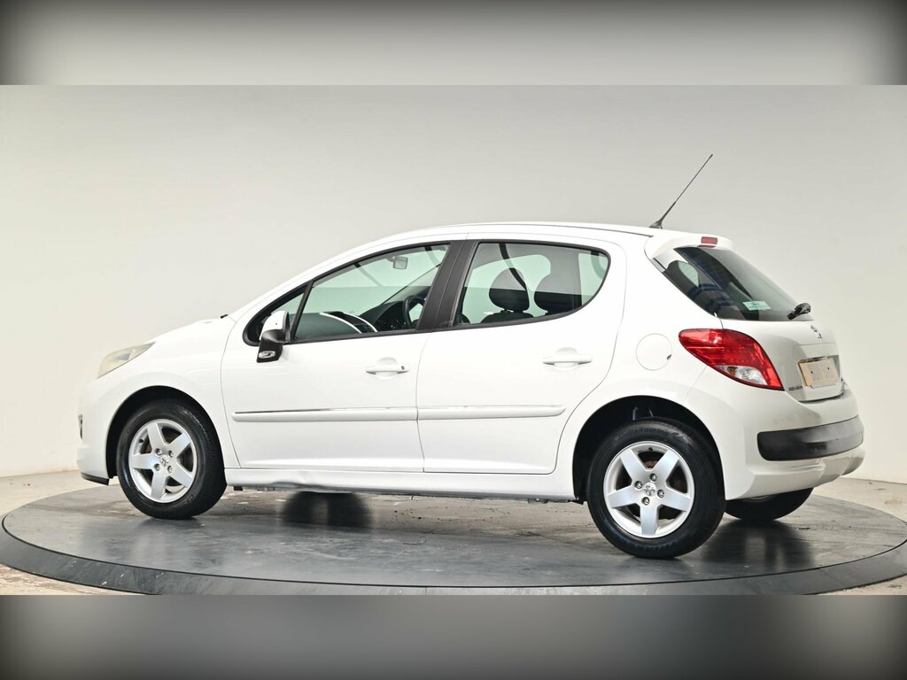 Peugeot 207 Active  #15