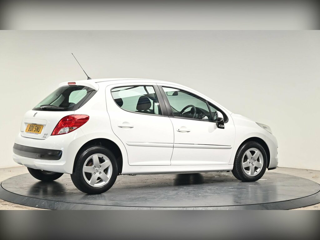 Peugeot 207 Active  #21