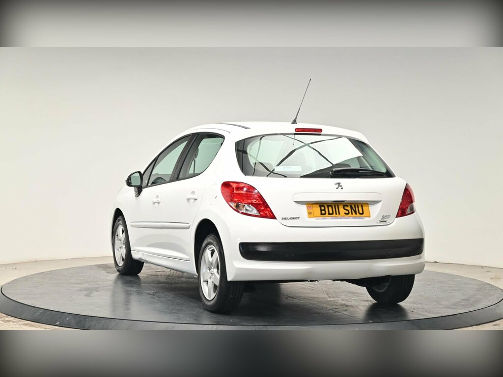 Peugeot 207 Active  #17