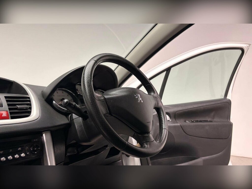Peugeot 207 Active  #55