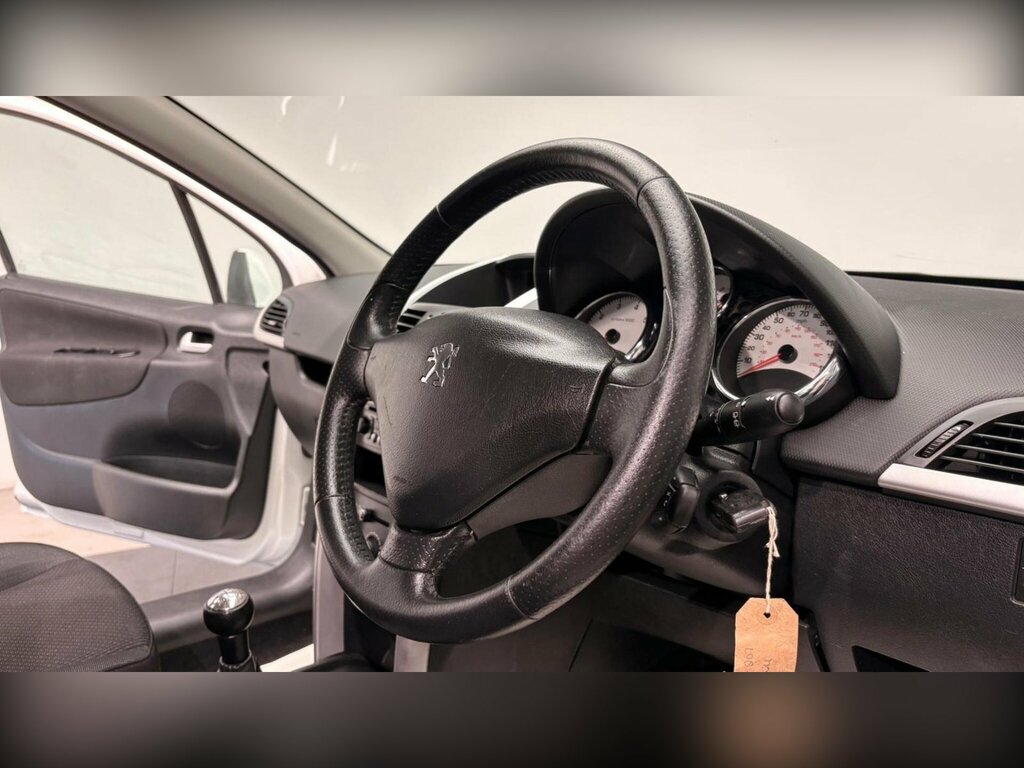 Peugeot 207 Active  #56