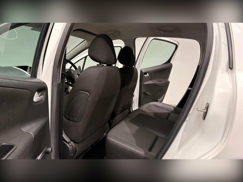 Peugeot 207 Active  #49
