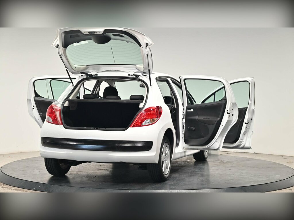 Peugeot 207 Active  #37