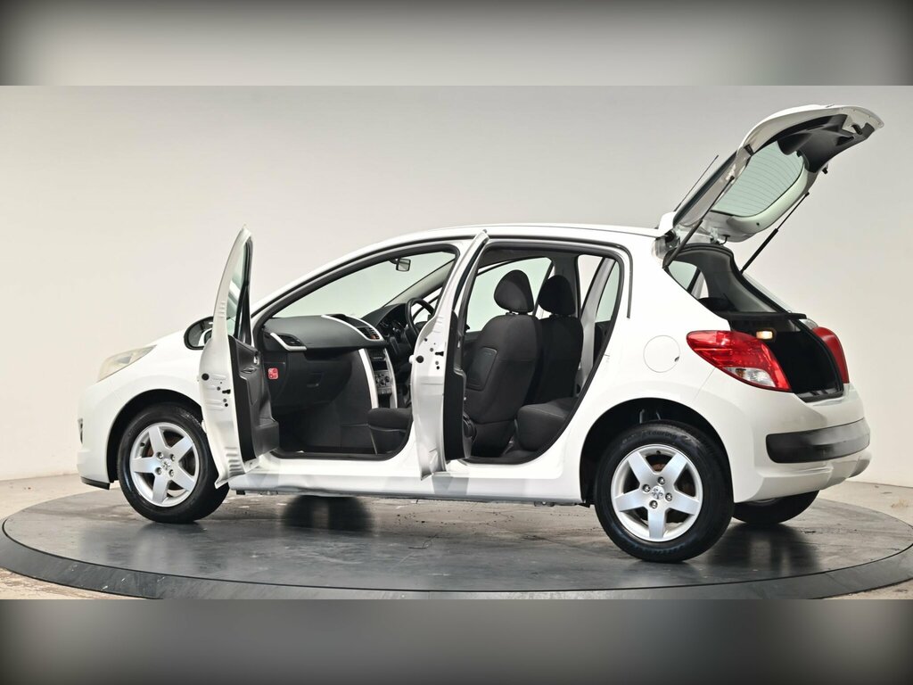 Peugeot 207 Active  #33