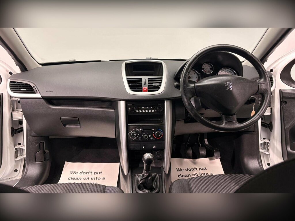 Peugeot 207 Active  #52