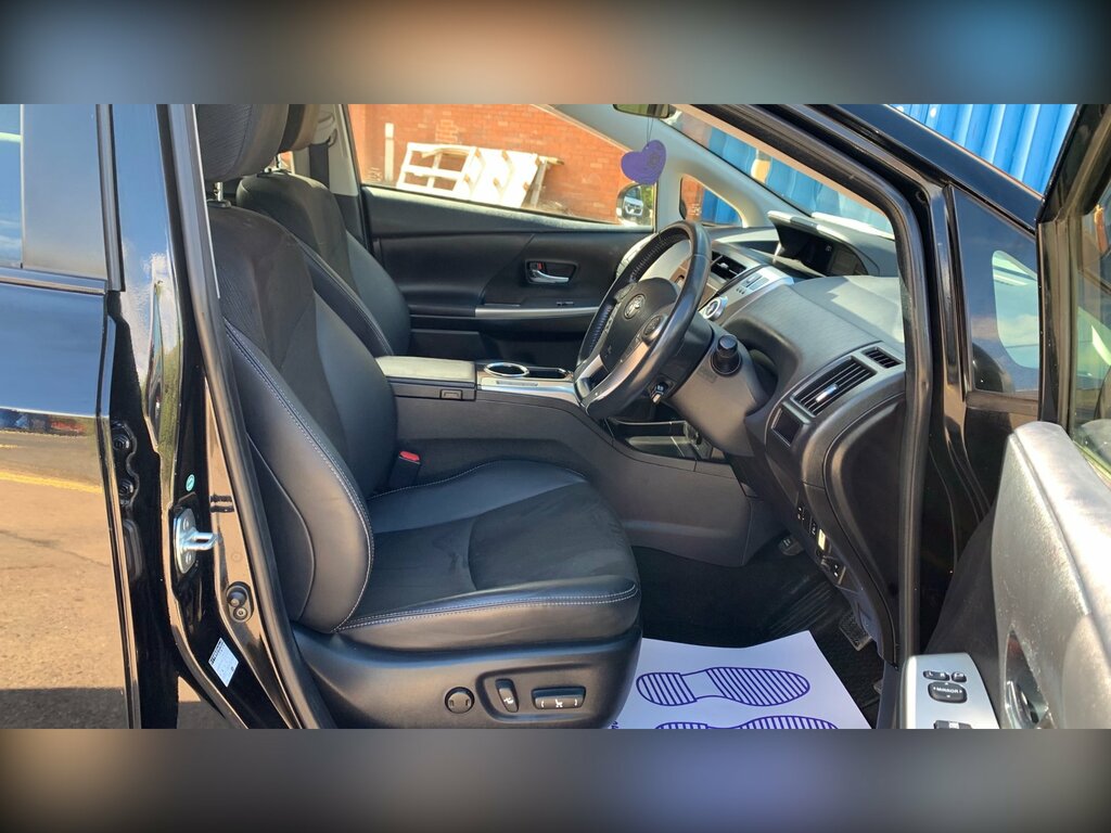Toyota Prius+ 1.8L Icon Silver #57