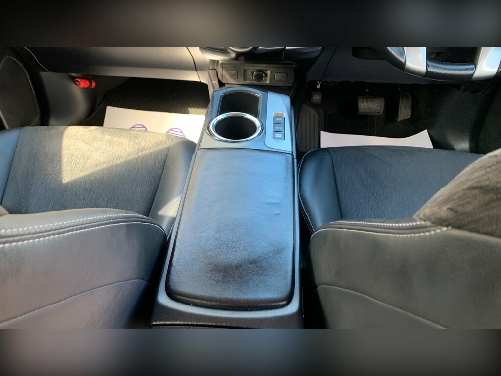 Toyota Prius+ 1.8L Icon Silver #53