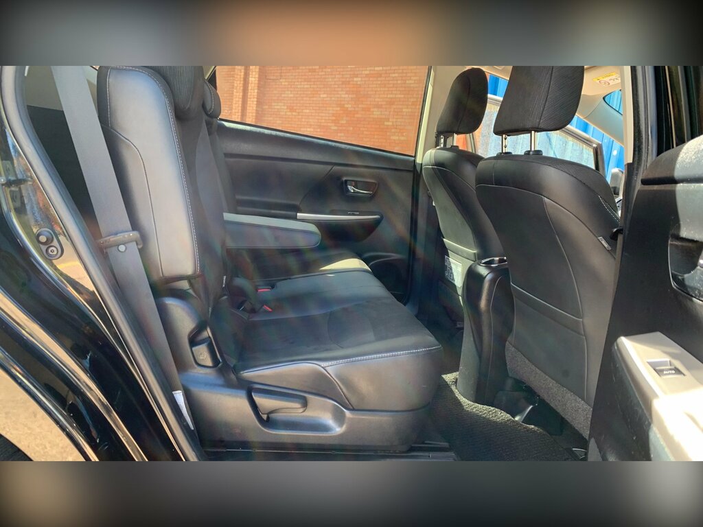 Toyota Prius+ 1.8L Icon Silver #46