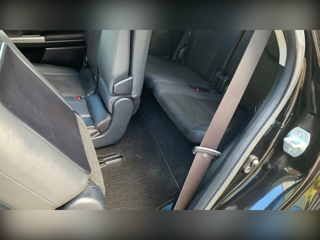 Toyota Prius+ 1.8L Icon Silver #34