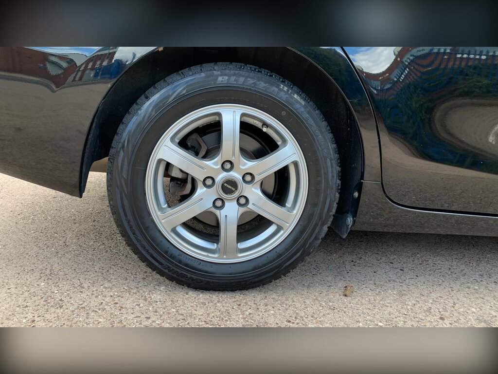 Toyota Prius+ 1.8L Icon Silver #23