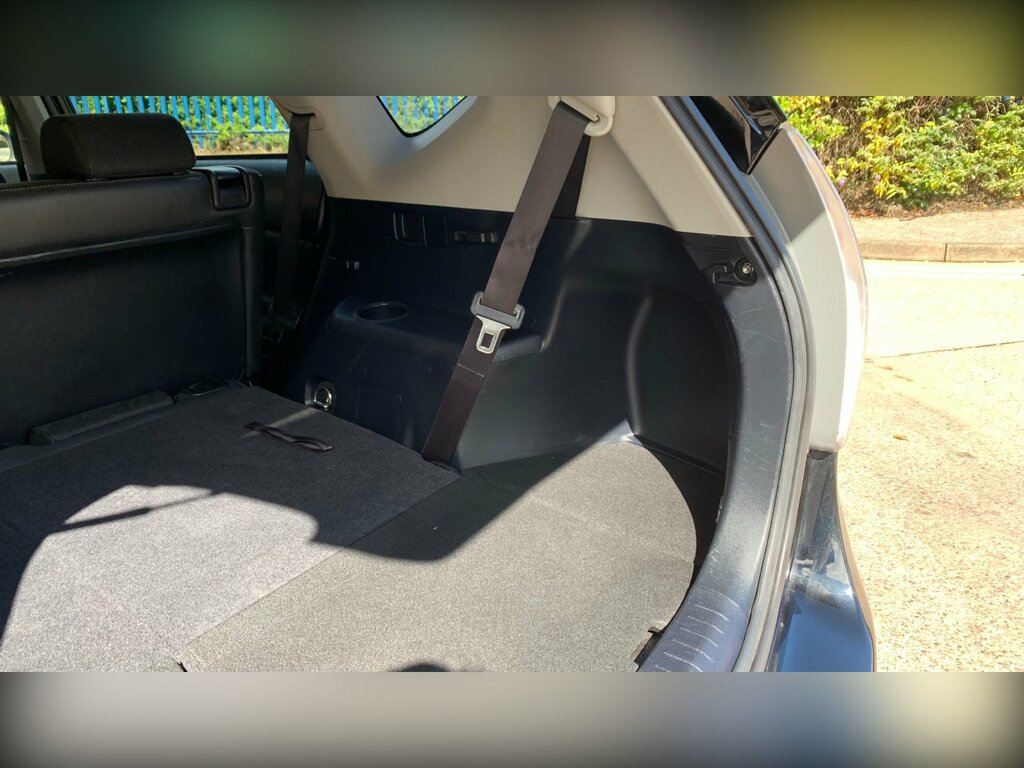 Toyota Prius+ 1.8L Icon Silver #82