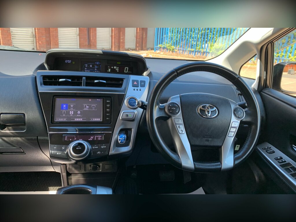 Toyota Prius+ 1.8L Icon Silver #60
