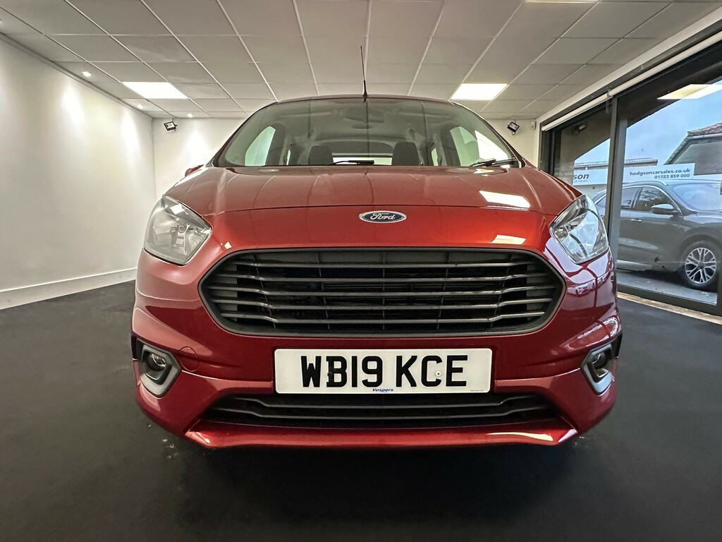 Ford Tourneo Courier 1.5 Tdci Zetec Mpv Euro 6 100 P Red #2