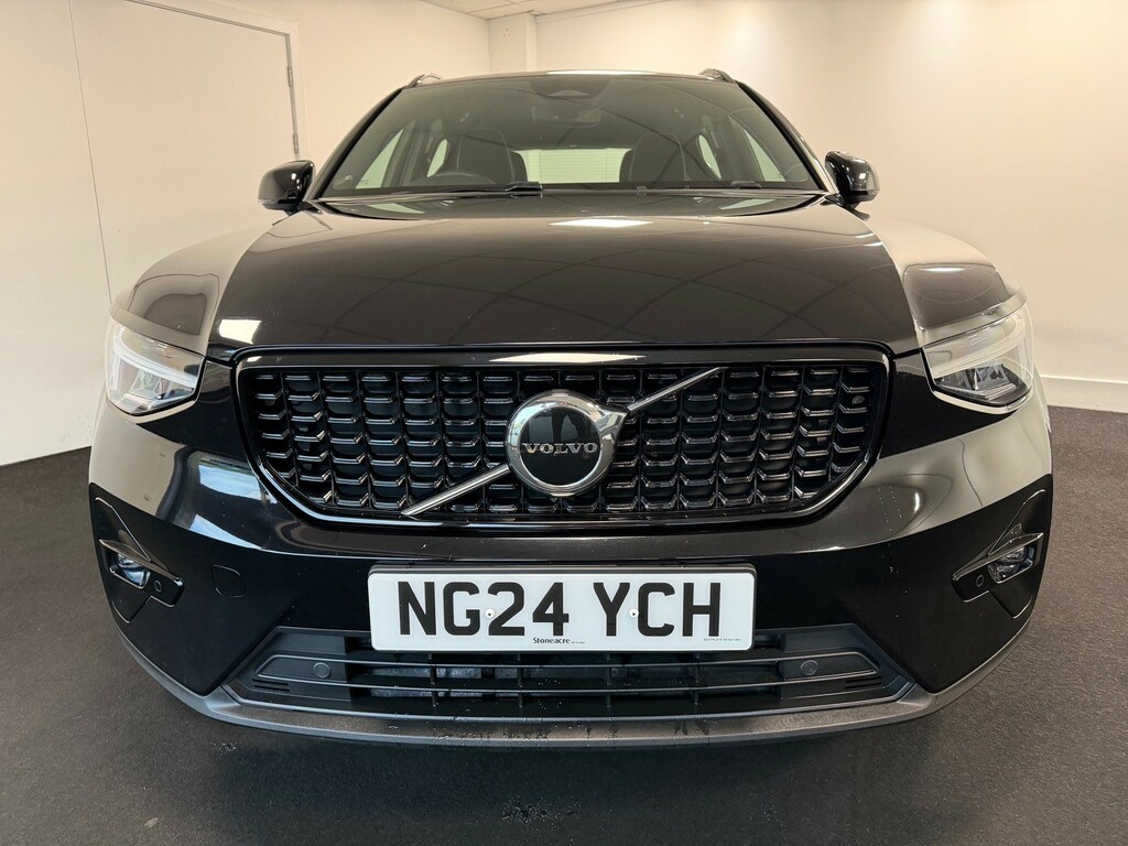 Volvo XC40 2.0 B3 Mhev Plus Dark Suv Hyb Black #2
