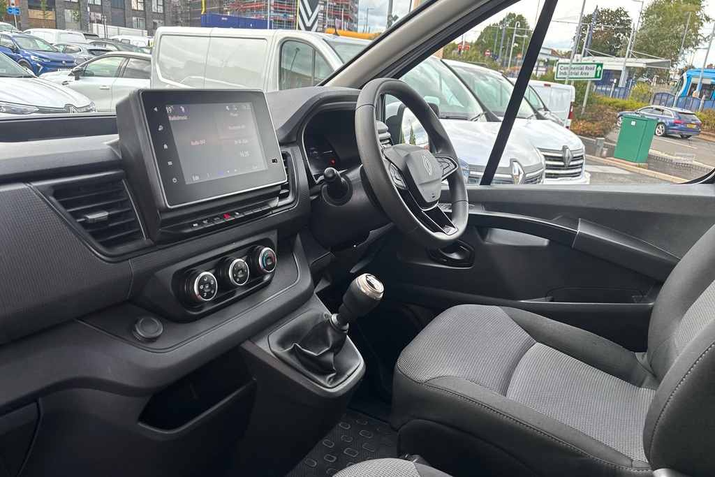 Renault Trafic Ll30 Blue Dci 130 Advance Safety Van HN74NTC White #3