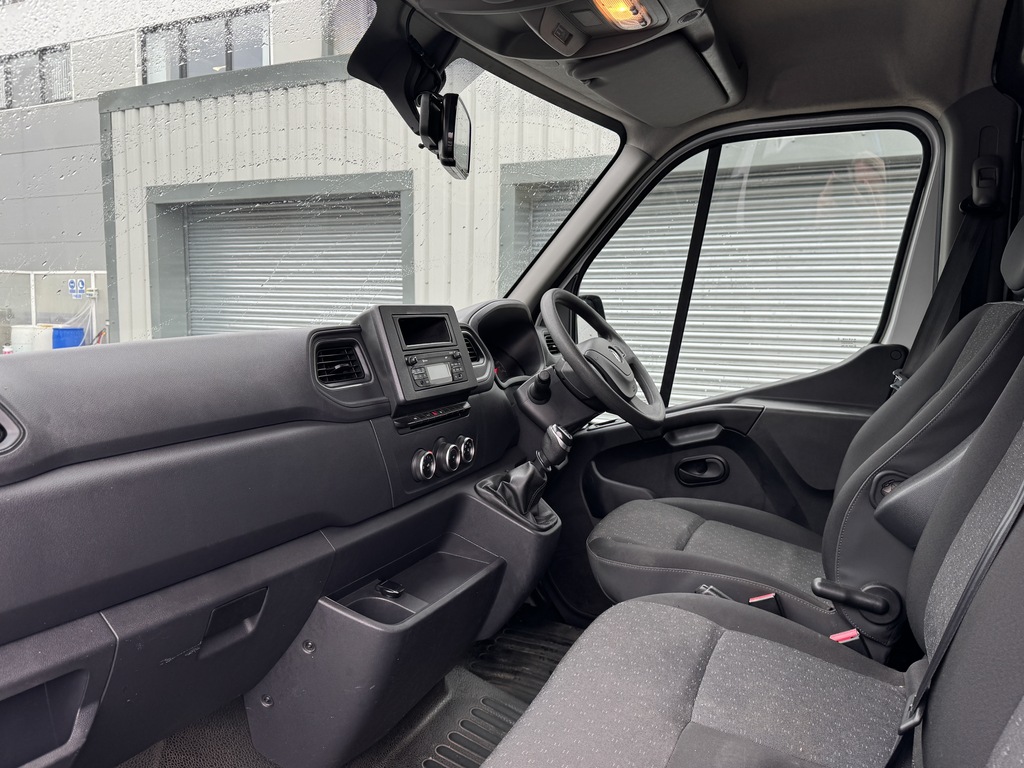 Vauxhall Movano Mpv White #6