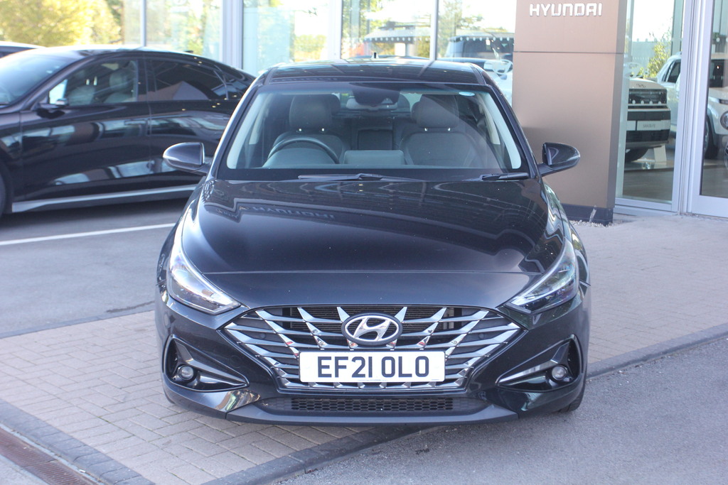 Hyundai I30 1.0T Gdi Premium Black #2