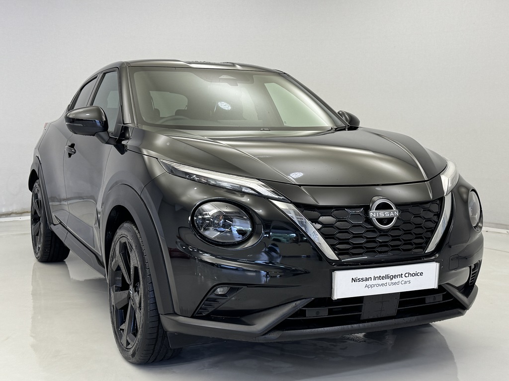 Nissan Juke 1.6 Hybrid Tekna Black #2