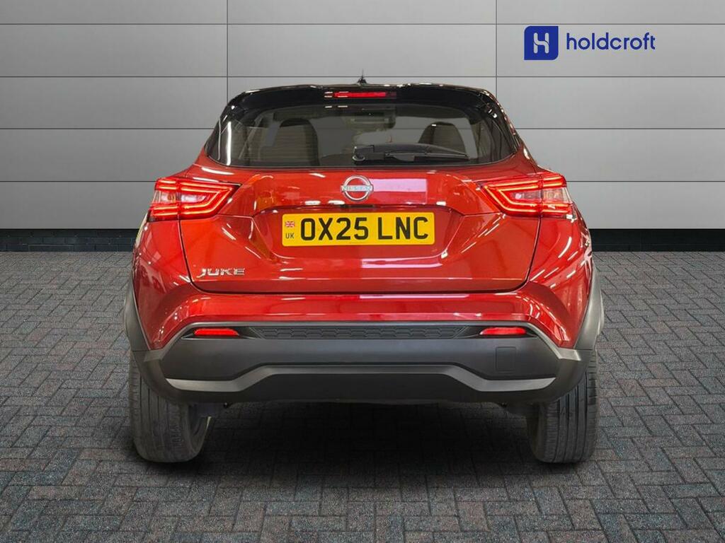 Nissan Juke 1.0 Dig-t Acenta Premium Dct OX25LNC Red #4