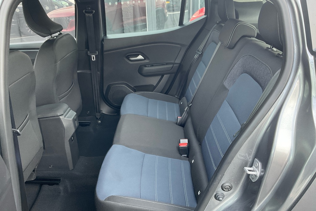 Dacia Sandero 1.0 Expression Tce 100 Green #9