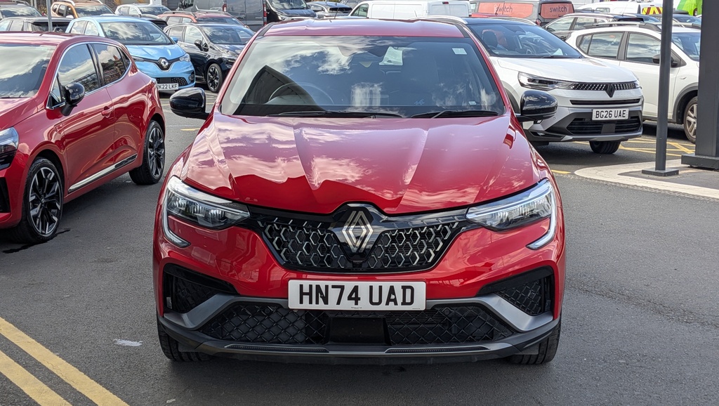 Renault Arkana 1.6 E-tech Fhev 145 Esprit Alpine Red
