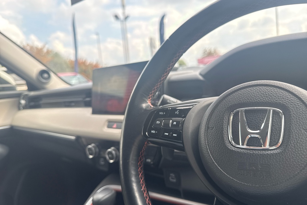 Honda Hr-V Elegance Red #16
