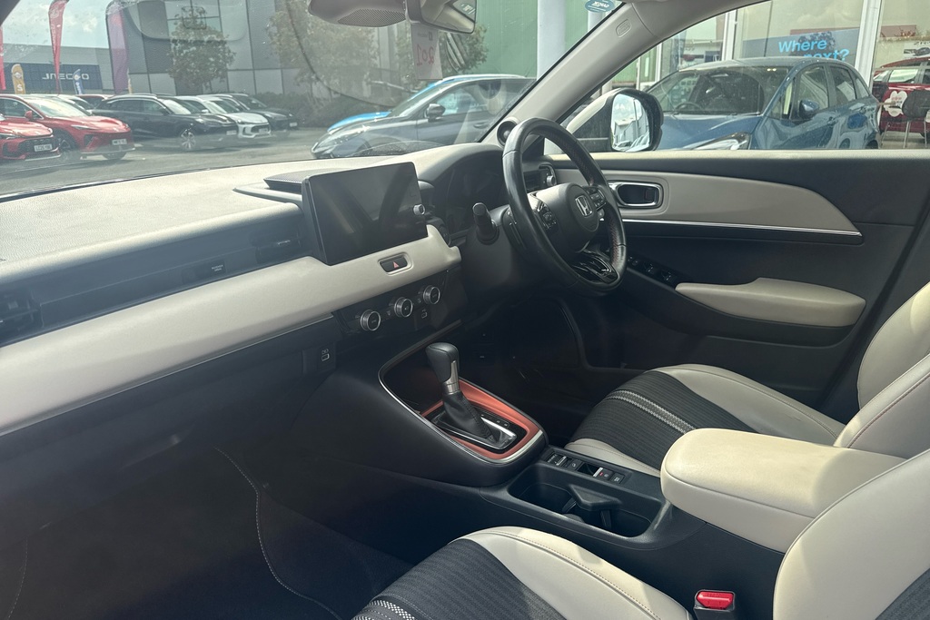 Honda Hr-V Elegance Red #2