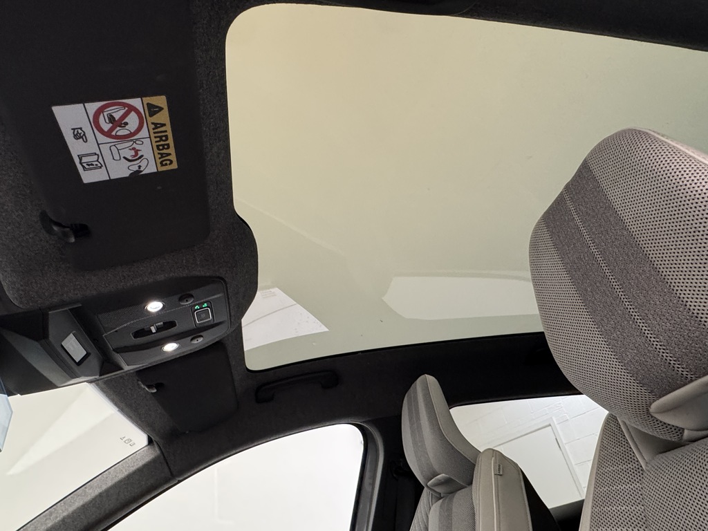 Renault Scenic E-tech 160Kw Iconic Esprit Alpine 87Kwh Long Range White #36