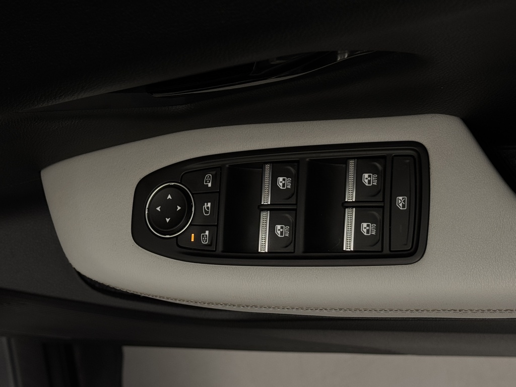 Renault Scenic E-tech 160Kw Iconic Esprit Alpine 87Kwh Long Range White #17