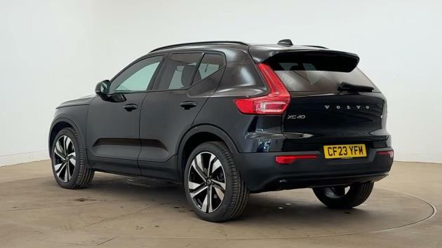 Volvo XC40 B4 Ultimate Black #3