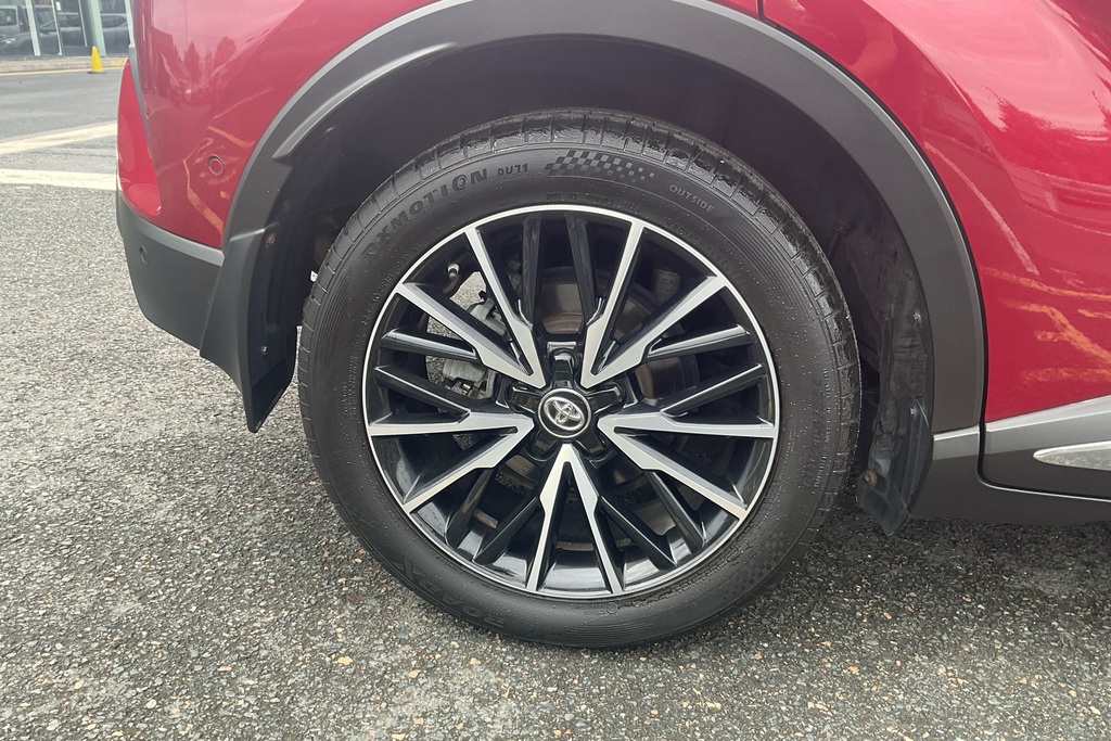 Toyota C-Hr 1.8 Hybrid Red Edition Cvt Red #4