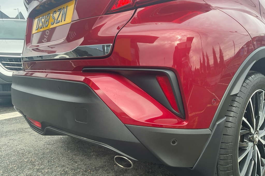 Toyota C-Hr Dynamic Blue #40