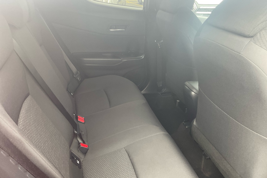 Toyota C-Hr 1.8 Hybrid Red Edition Cvt Red #3