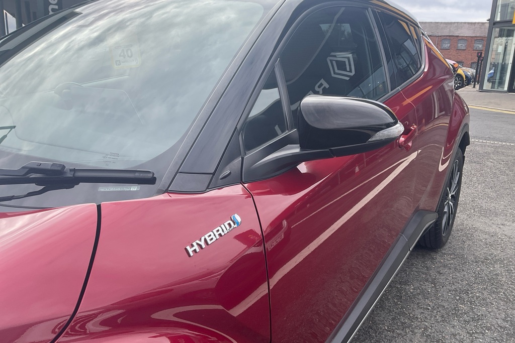 Toyota C-Hr Dynamic Blue #17