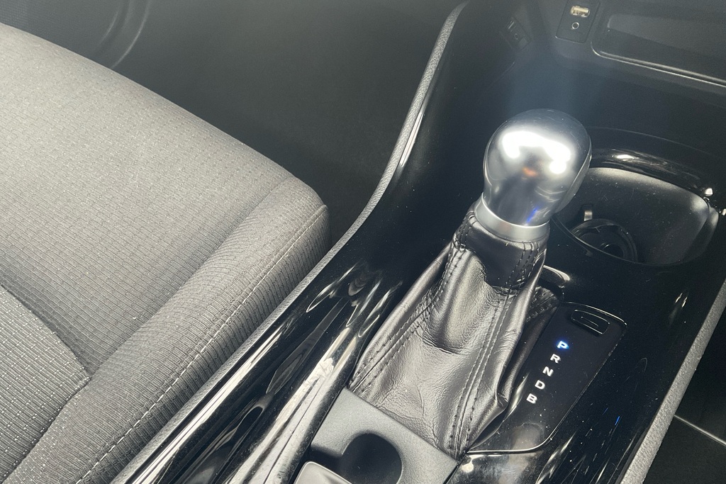 Toyota C-Hr Dynamic Blue #24