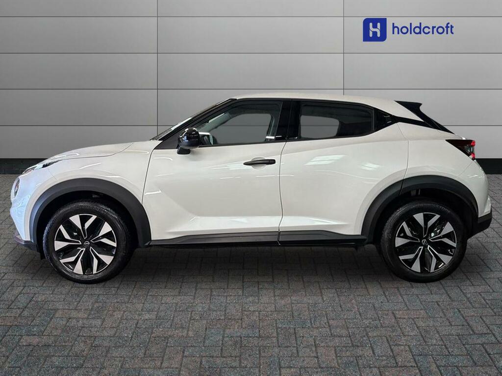 Nissan Juke Tekna Black #5