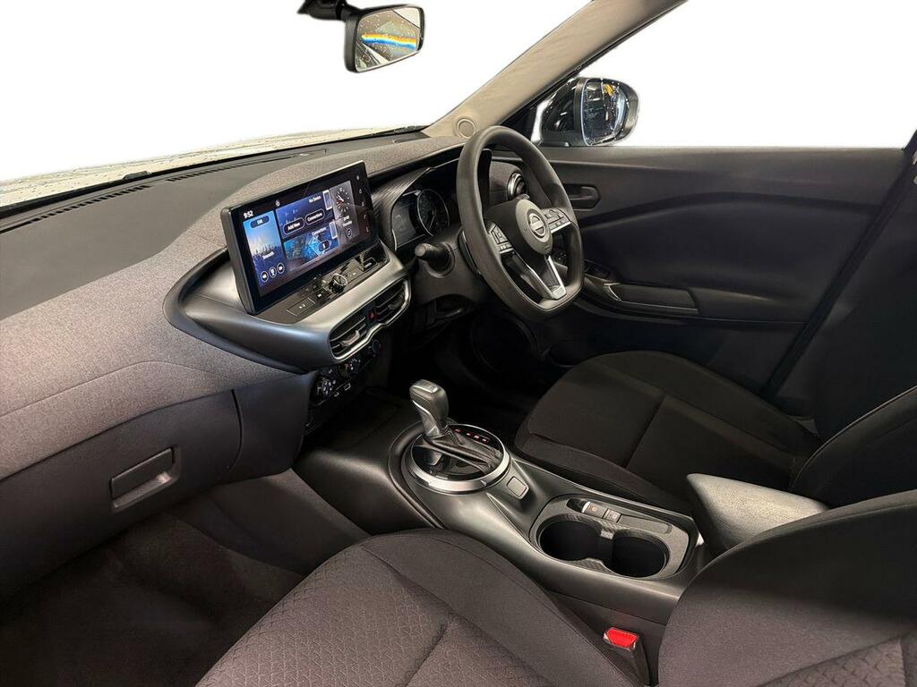 Nissan Juke Tekna Black #10